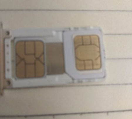 荣耀V20安装SIM卡教程
